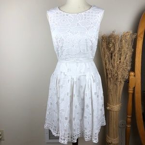 Robbie Bee Lace Sleeveless Dress White Size 12